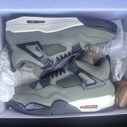 Jordan 4 Undefeated Size 9.5