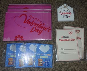 Valentine's Decor/Card Lot