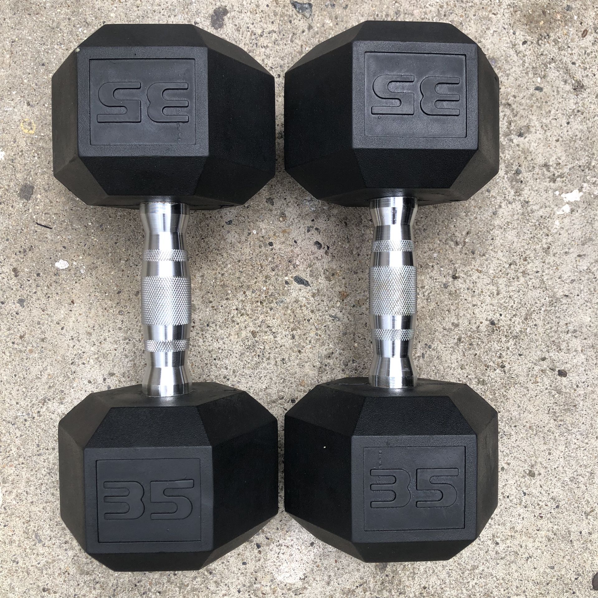 Dumbbells Rubber 35lb Pair In Nice Condition Solid Weights