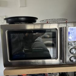 Breville Combination Microwave/Oven/Air Fryer 