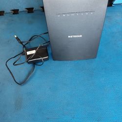 $30 Firm, Yes, It's Available, Netgear Nighthawk X6s Ac3000 Tri-band wifi Range Extender, Ex8000, Excellent Condition 