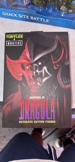 Teenage Mutant Ninja Turtles x Univeral Monster Shredder as Dracula NECA