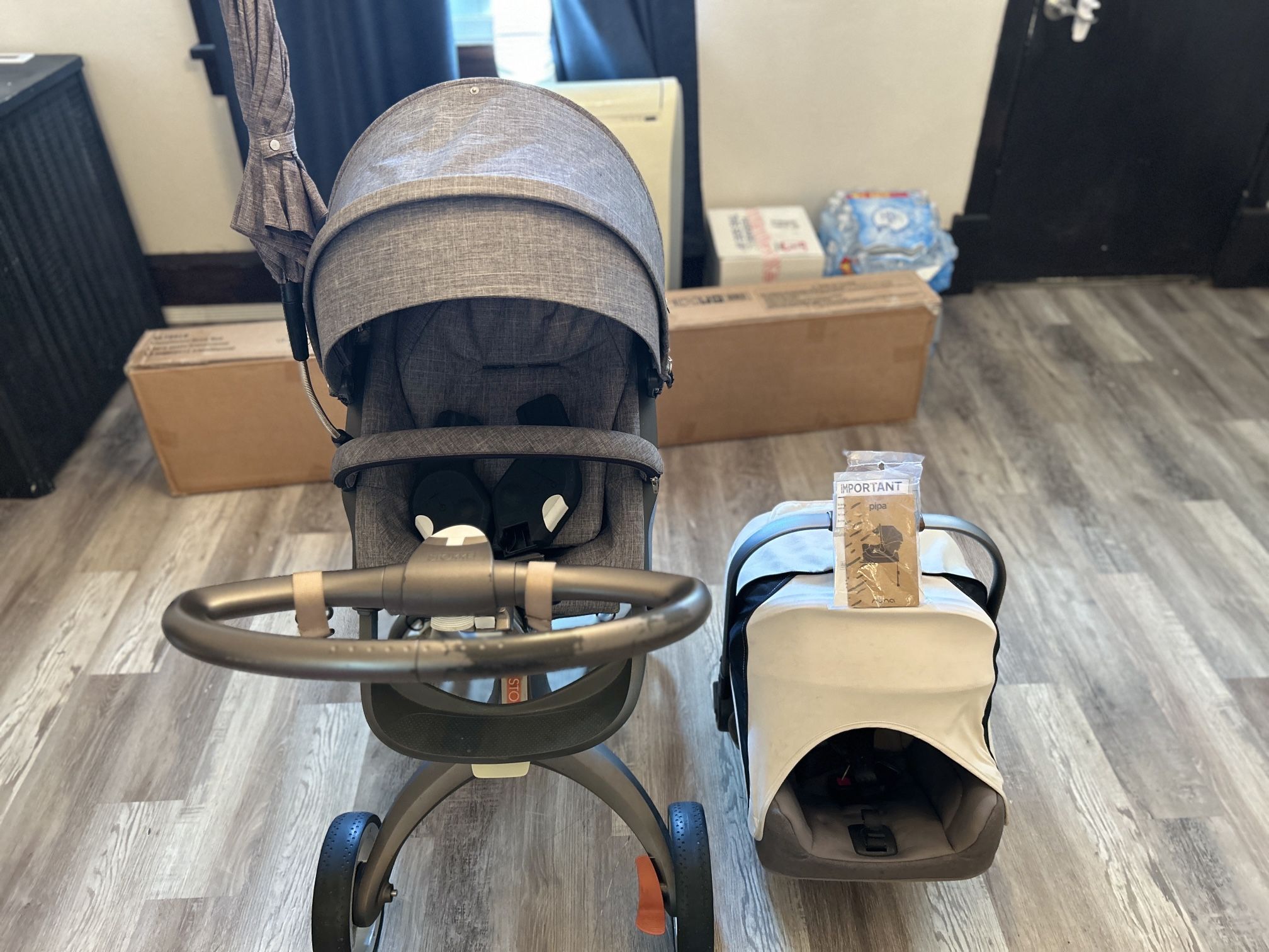 Nuna And Stokke Car Seat And Stroller