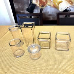 6 Clear Glass Vase $3