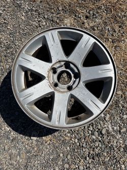 One rim wheel 2007 Chrysler 300 size:17