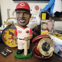 2001 Ken Griffey Jr Bobblehead