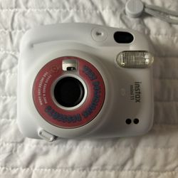 FujiFilm Instax Mini 11 Camera White