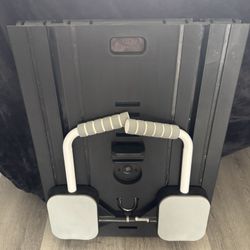 Portable Pilates reformer