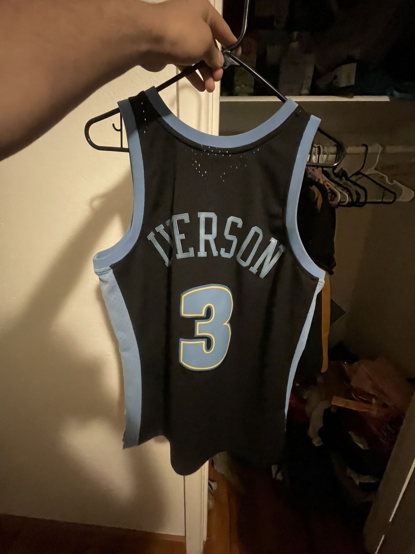 iverson nuggets jersey 03'