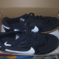 New Nike Size 9.5