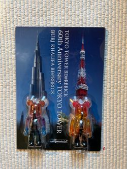 Bearbrick x Burj Khalifa Tokyo Tower 100% (set of 2) Black