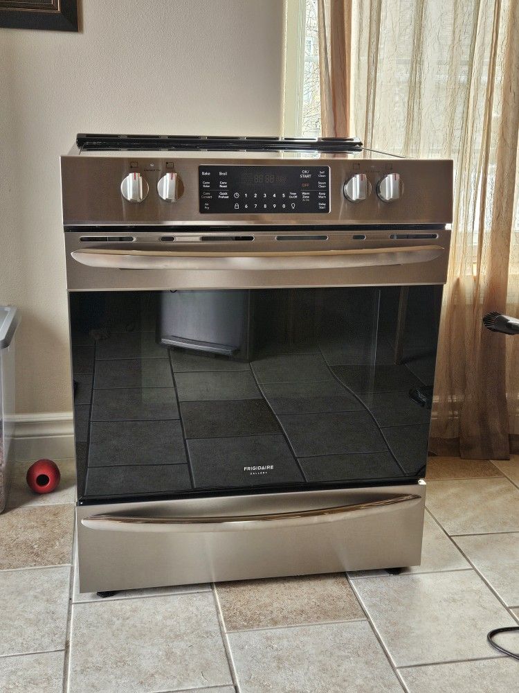Frigidaire Oven With Air Fryer