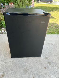 Haier 2.7 Feet Compact Refrigerator