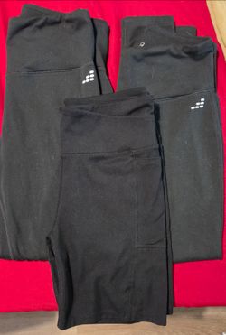 Freely size large workout shorts. 2 bcg leggings