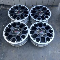 2024 Toyota Tacoma OEM 17” TRD Wheels 🛞 