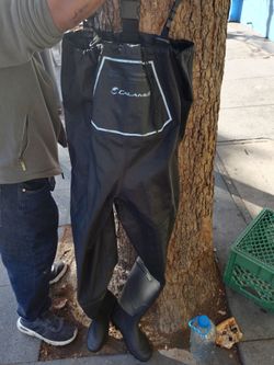 Calamus Black Fishing Chest Waders with Boots