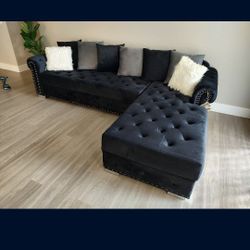 Sectional Fabric Velvet Color Black 