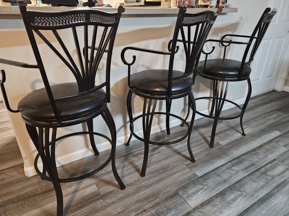 Set of 3 Bar Stools