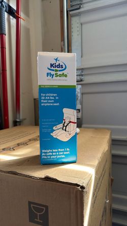 Unopened/New Kids Fly Safe CARES Airplane Safety Harness