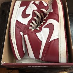 Jordan 1 High Team Red 