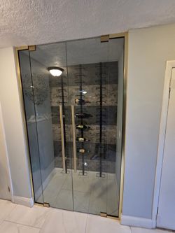 Glass wine cellar in all the measures