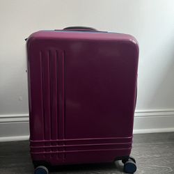 ROAM Carry-on Suitcase