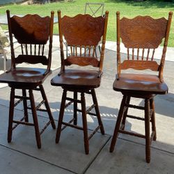Wooden Counter Spinning Chair 