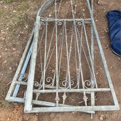 6 foot wide gate