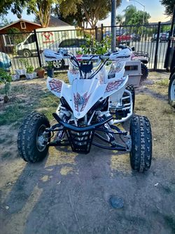YFZ 450 quad in excellent condition, current green sticker. It's an incredible toy