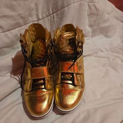 VLADO golden Shoes
