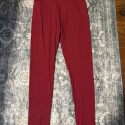 Brand New, Never Worn SCARLET RED LEGGINGS Size SMALL-MEDIUM Lightweight 
