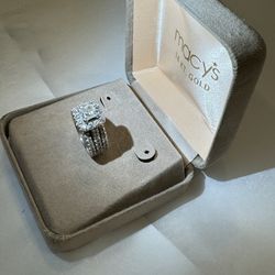 Neil Lane Custom Wedding Ring