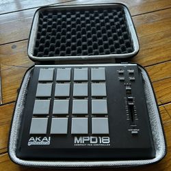 Akai MPD 18 Compact pad controller