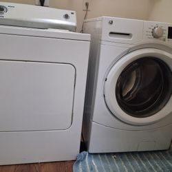 General Electric Laundry Machine