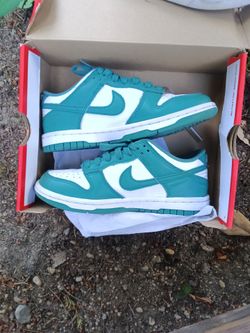 Nikes boys