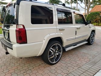 2006 Jeep Commander only $219 per month runs great 123000 miles