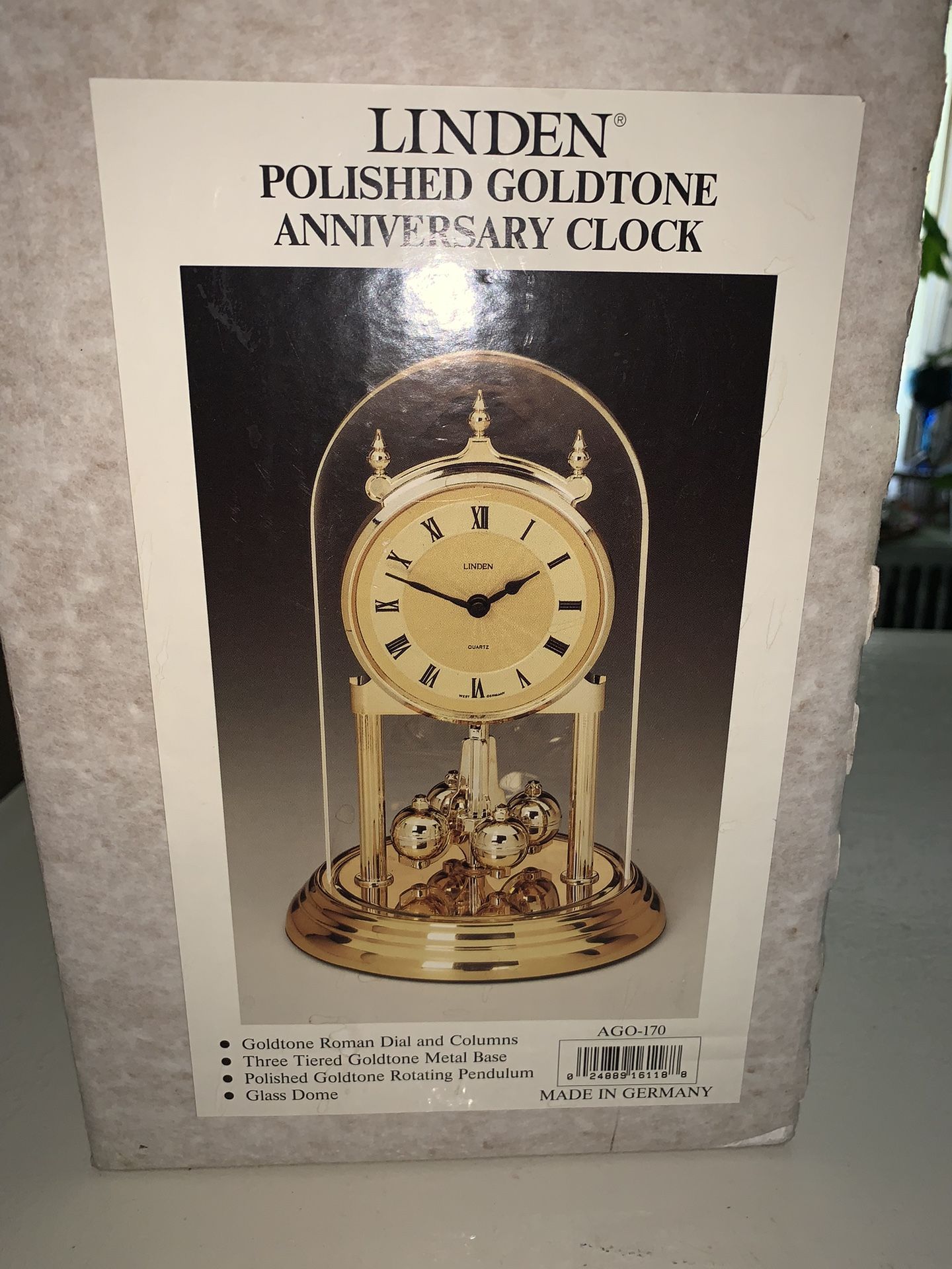 Vintage Linden Anniversary Clock