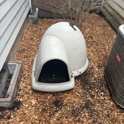 Medium Dog Igloo 