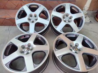 17" Volkswagen Jetta GTI rabbit beetle Passat rims look at every picture read description