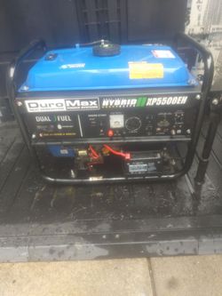 Duramax generater runs on gasoline or propane
