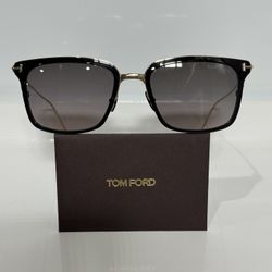 Tom Ford TF949D 01A Black Square Unisex Titanium Sunglasses 