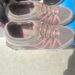 Skechers Ahora