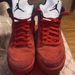 Jordan 5 red suede’s 7.5