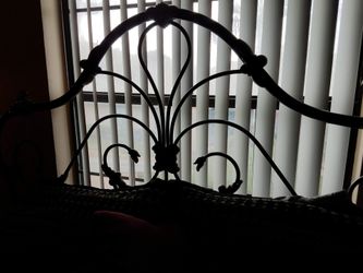 Queen size bedroom set