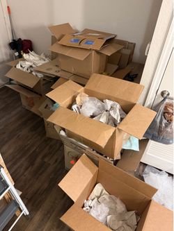 Moving Boxes / Supplies