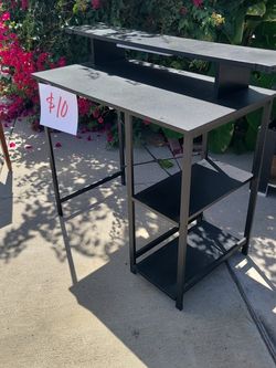 Small Desk With Monitor Stand