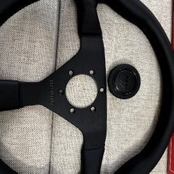 Momo All Blk Steering Wheel