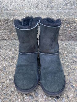UGG Women’s Black Suede Boots