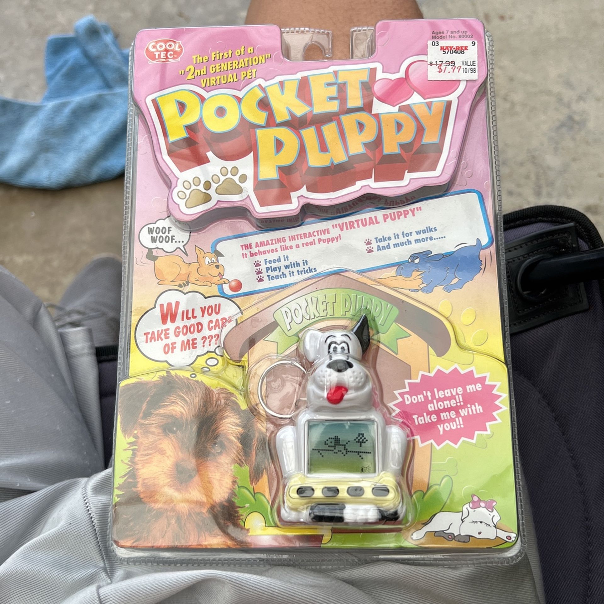 Pocket Puppy Cool Tec Handheld Digital Pet Model 8000 Sealed 1990s 90s Vintage