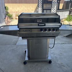 BBQ Grill with Gas Tank Included 